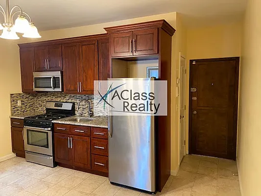 Rented by A Class Realty Corp | media 9