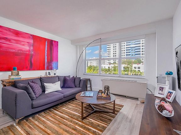 4th image of 1250 West Ave #122G