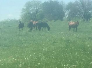 Waltz Ave, Hamilton, MO 64644