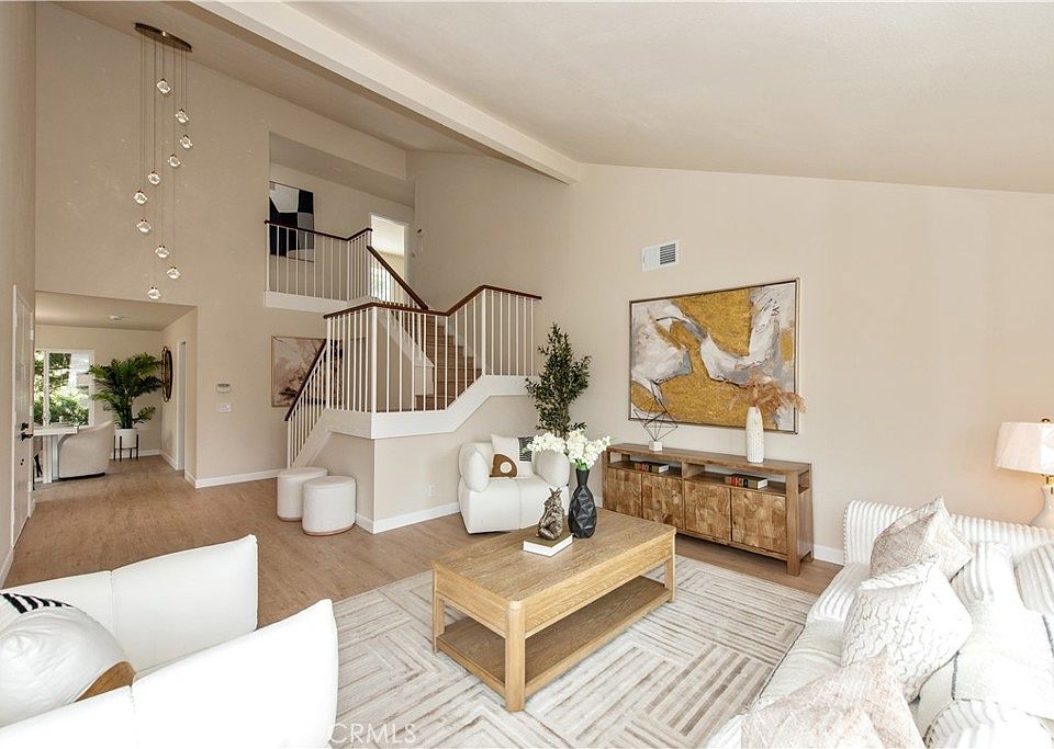1st image of 16644 Circle Hill Ln