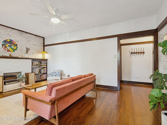 3rd image of 4753 N Paulina St APT 1N