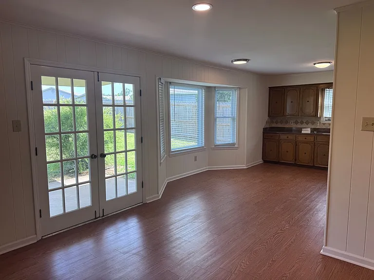 1115 Briar Creek Rd — Photo 26