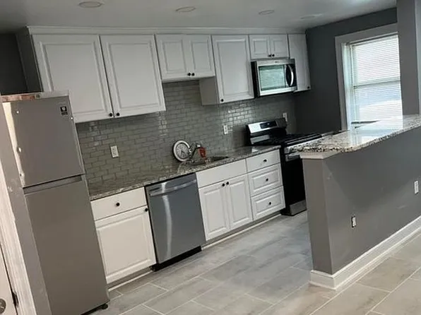 524 S 69th St, Upper Darby, PA 19082
