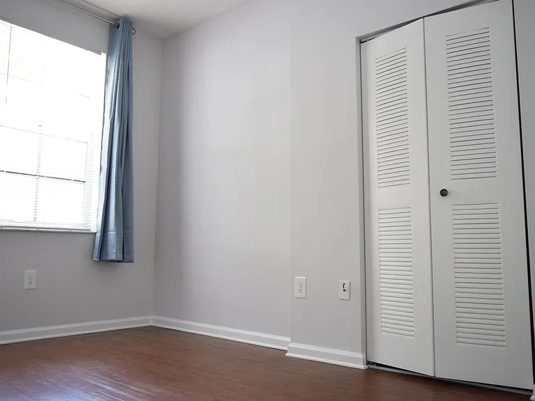 1136 Town Center Dr #14 — Photo 16