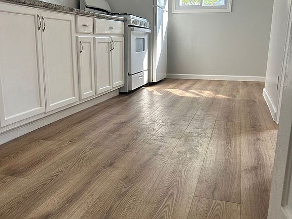 5th image of 3413 W 90th St