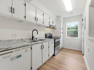 114 Kingsbury Dr, Chapel Hill, NC 27514