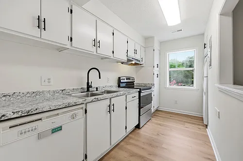 114 Kingsbury Dr #114 Photo 1