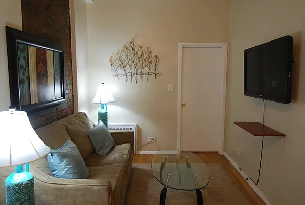 Rented by Corcoran | media 32