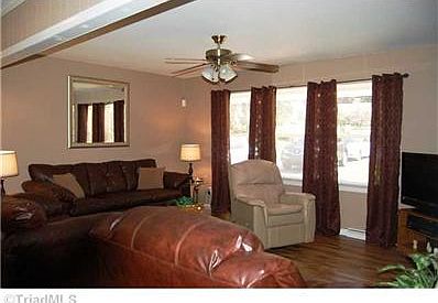 4th image of 4106 Lagrange Dr