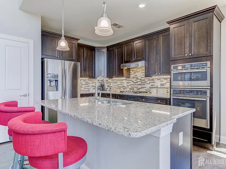 6 Michelangelo Dr S — Photo 20