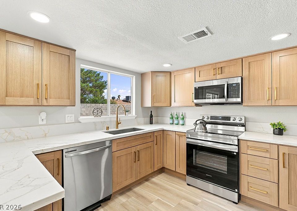 1st image of 3648 Margarita Way