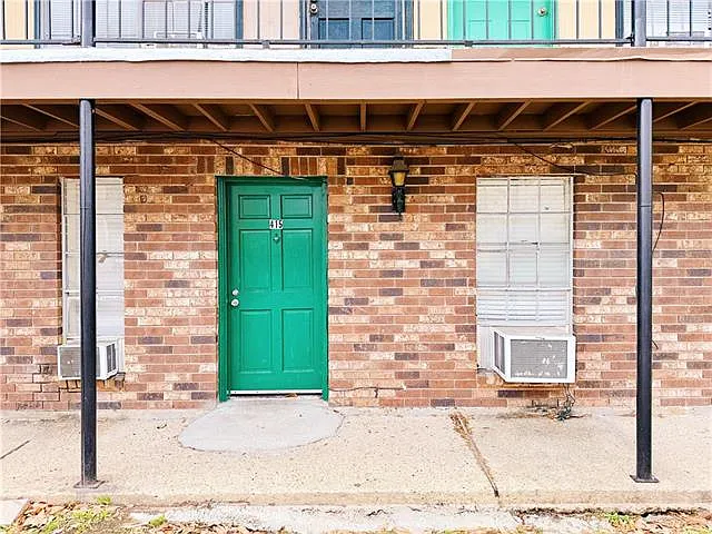 Building Photo - 6200 Riverside Dr #415