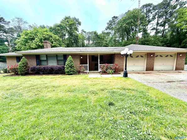 110 Beason Ln, Albertville, AL 35951