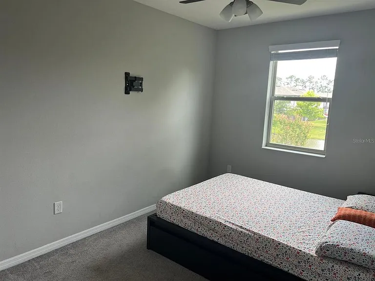 393 Evertree Loop — Photo 24
