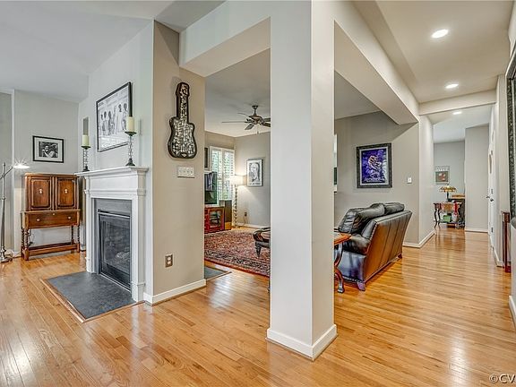 5th image of 1701 W Cary St