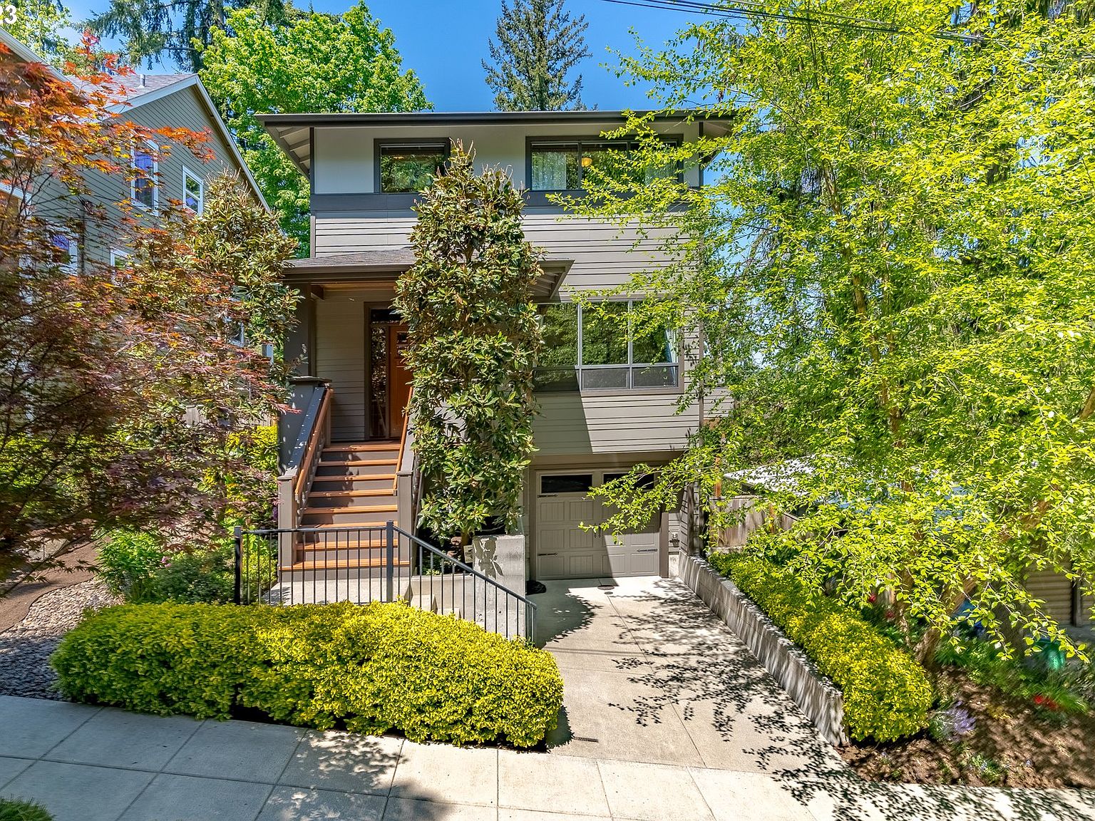 1641 SW Custer St, Portland, OR 97219 | Zillow