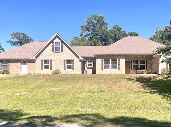 211 County Road 2258, Mineola, TX 75773