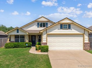 10724 N 153rd East Ave, Owasso, OK 74055