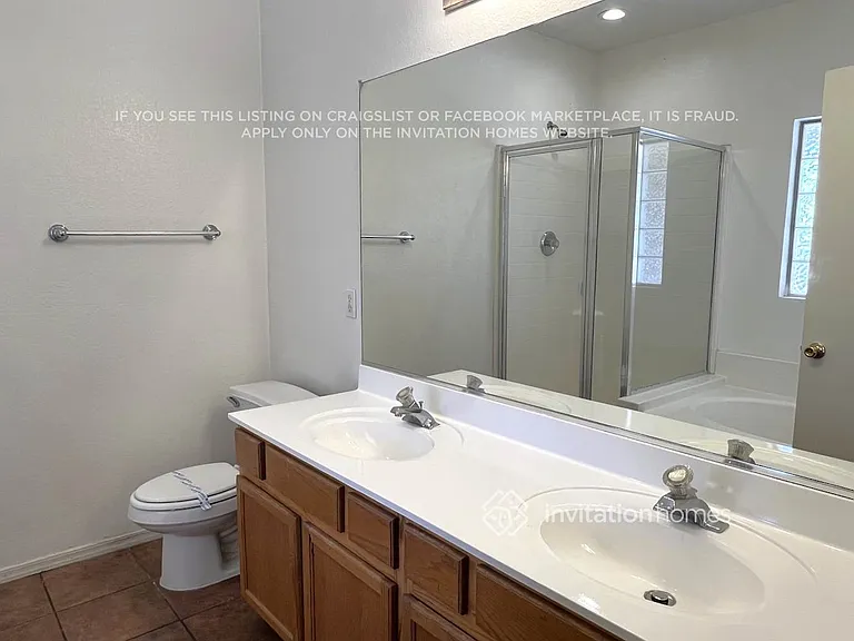 6347 W Hilton Ave — Photo 10