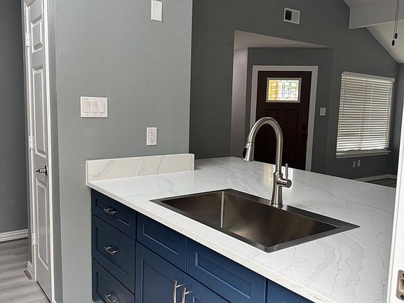 2nd image of 7511 Log Cradle Dr