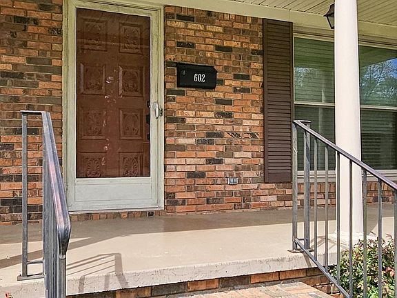 4th image of 602 Box St