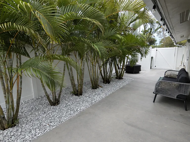 3430 Chapel Dr — Photo 18