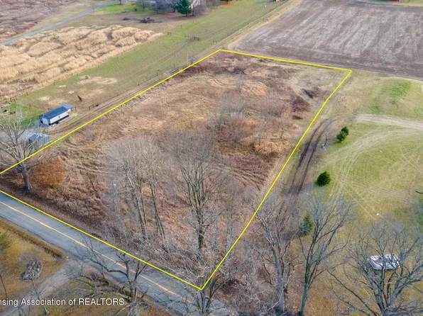 Ferris Rd, Eaton Rapids, MI 48827