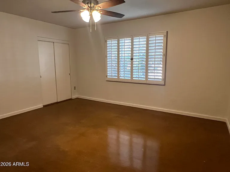 801 W Earll Dr — Photo 26