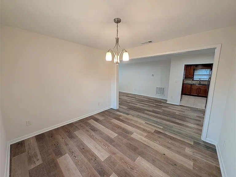 4110 Ella Blvd — Photo 8
