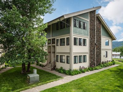 301 Iberian Way APT 201, Sandpoint, ID, 83864