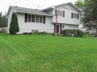 9109 W 24th St, Minneapolis, MN 55426