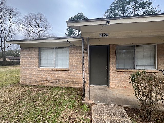 1st image of 412 Kearley Dr #A