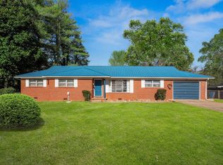 1110 Coosa St, Athens, TN 37303