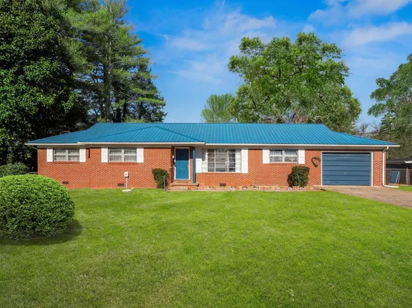 1110 Coosa St, Athens, TN 37303