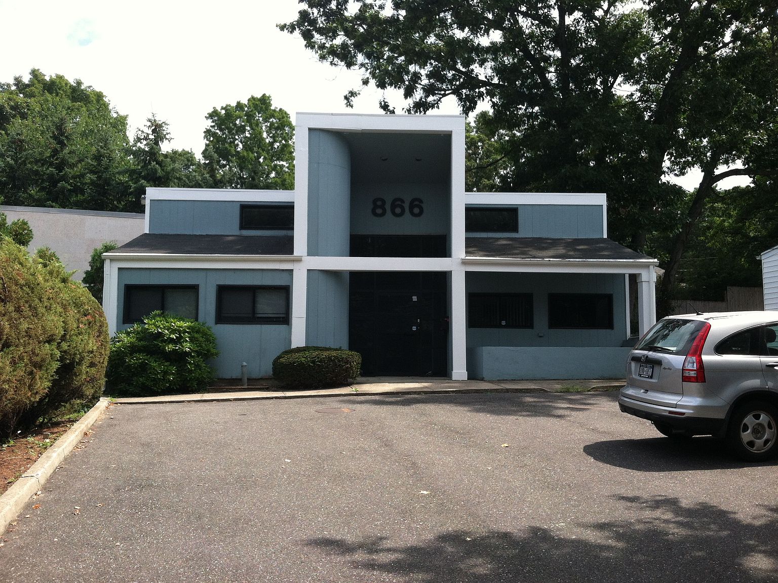 866 W. Jericho Tpke., Huntington, NY 11743 Zillow