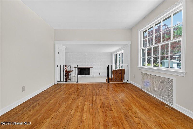 5th image of 1033 McKinley Avenue