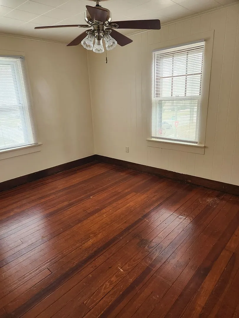 3 BR Home near Lakeside Park — Photo 2