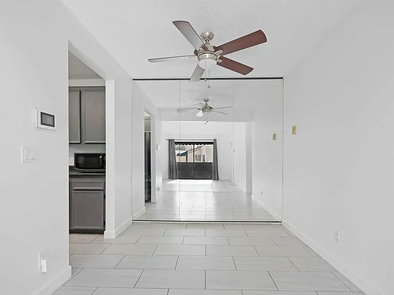 2920 Briarwood Rd #H12 — Photo 8