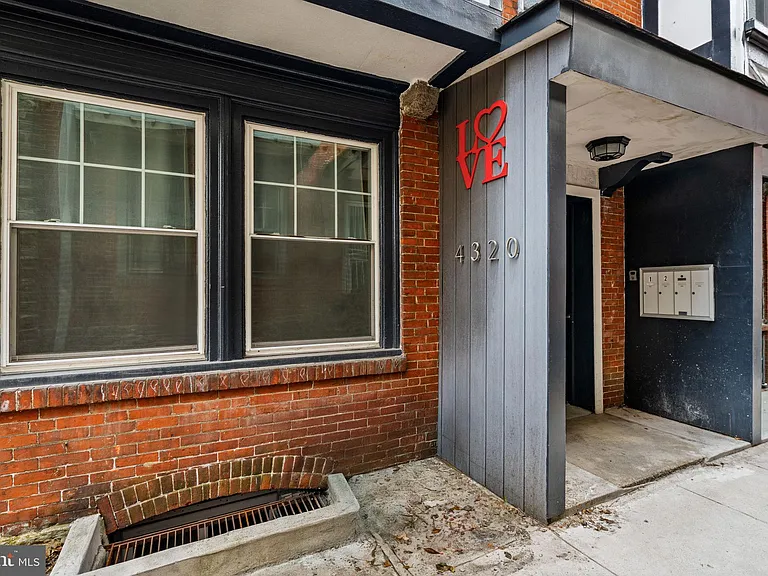 4320 Spruce St — Photo 18