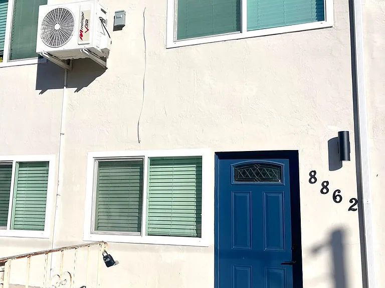 8862 Golf Dr — Photo 1