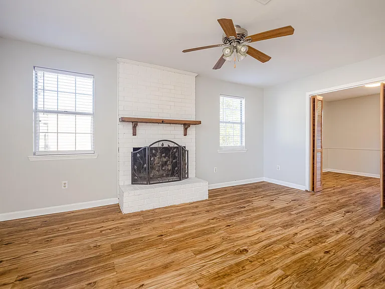 125 Magnolia Dr — Photo 8