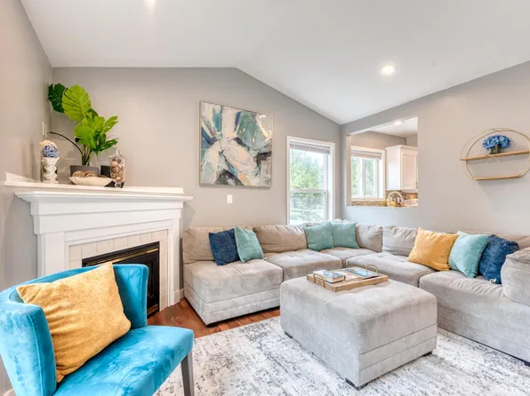 6533 194th Ave E, Bonney Lake, WA 98391