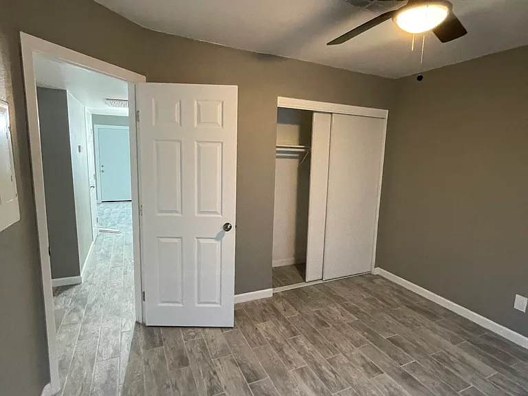 2250 W Southern Ave #16 — Photo 14