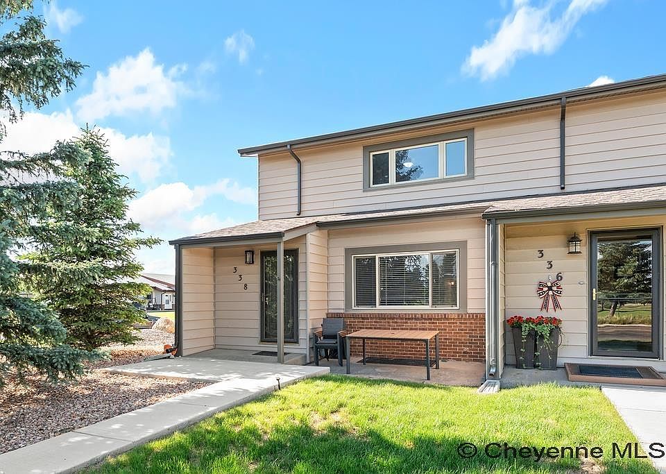 1st image of 338 Manewal Dr