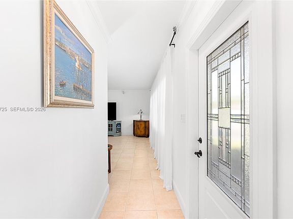 3rd image of 550 NE 5th St