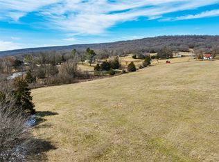 15690 Hubbard Rd, West Fork, AR 72774