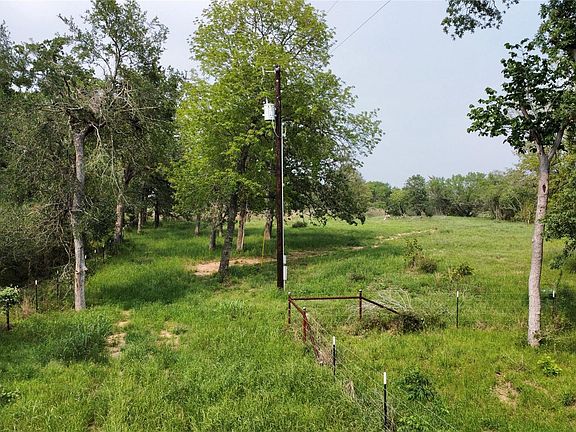 3rd image of 4177 Old Colony Line Rd