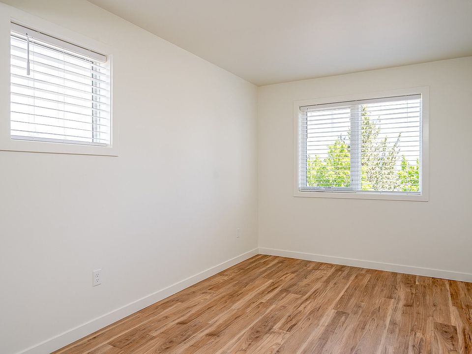 Steppe Apartments | One Bedroom A