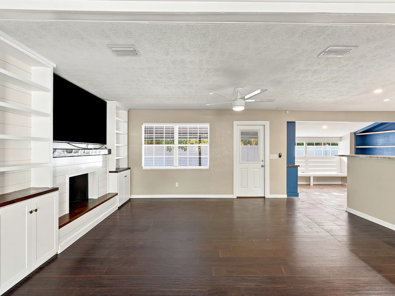 4 bed, 2174 sqft, $3,450 — Photo 4