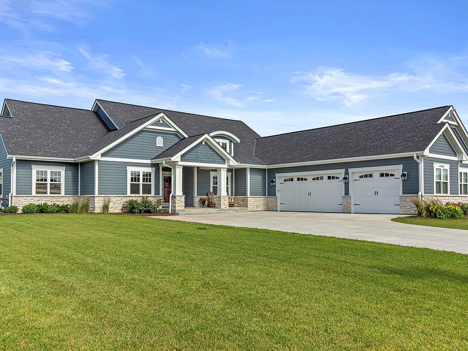 W129S8928 Boxhorn Reserve Dr, Muskego, WI 53150 | Zillow